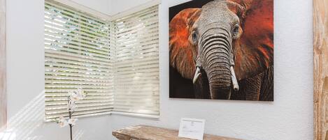 Décoration personnalisée, ameublement personnalisé, bureau