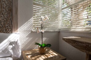 Individually decorated, individually furnished, desk, laptop workspace