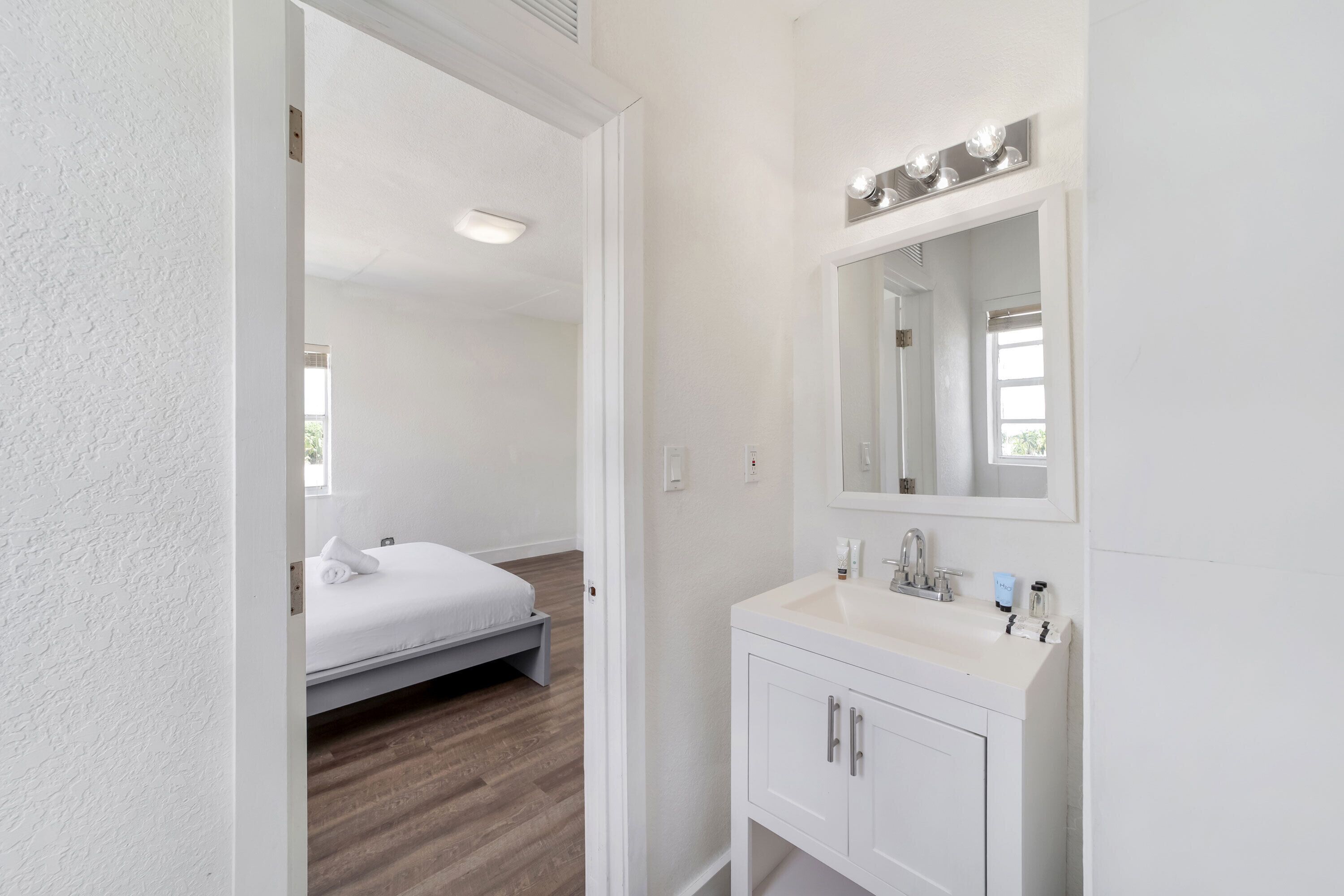 Superior-Zimmer, 1 Queen-Bett, Kochnische | Badezimmer | Dusche, Haartrockner, Handtücher, Seife