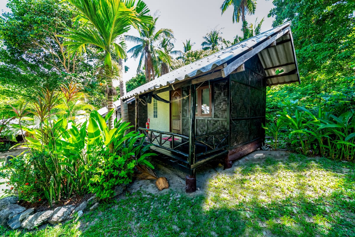 Bamboo Village Twin | 1 bedroom, in-room safe, free WiFi, bed sheets