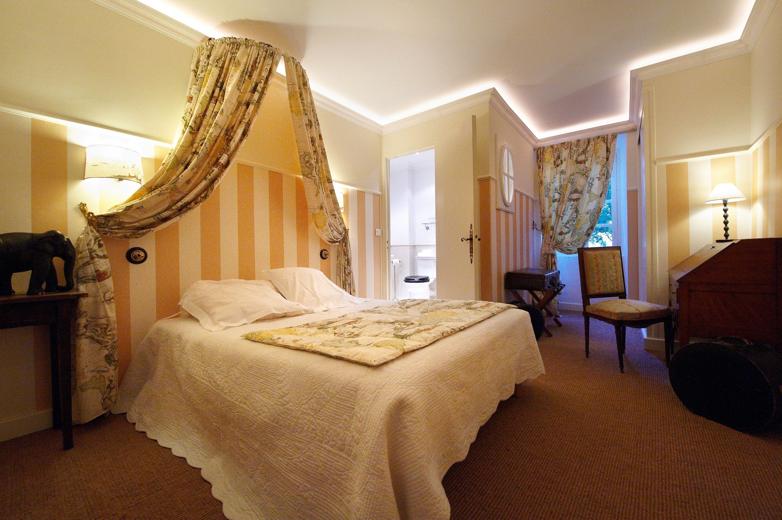 in-room safe, desk, blackout curtains, soundproofing