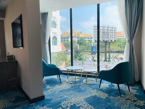 River Suite with Balcony | 露台