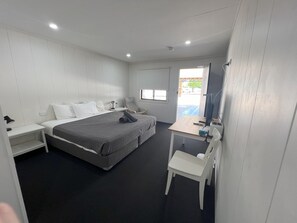 Habitación doble | Escritorio, wifi gratis, ropa de cama