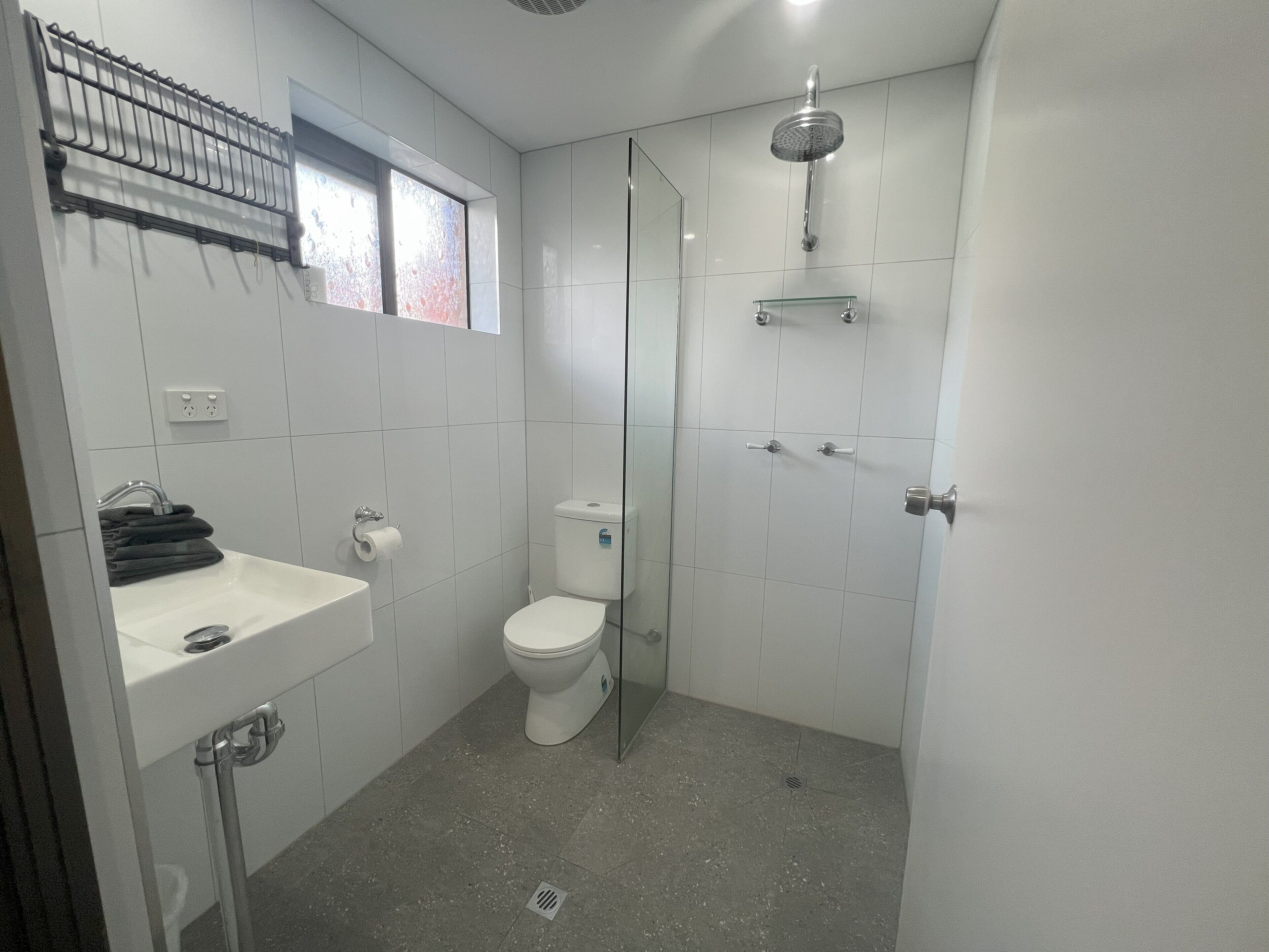 Shower, free toiletries, hair dryer, towels