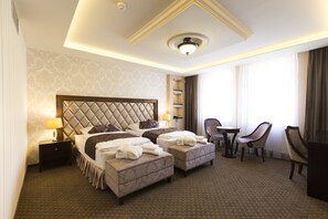 Hypo-allergenic bedding, Select Comfort beds, minibar, in-room safe - Hotel Dvorana (Karlovy Vary)