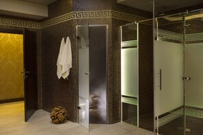 Hot stone-massage, thai-massage, massagebehandlinger