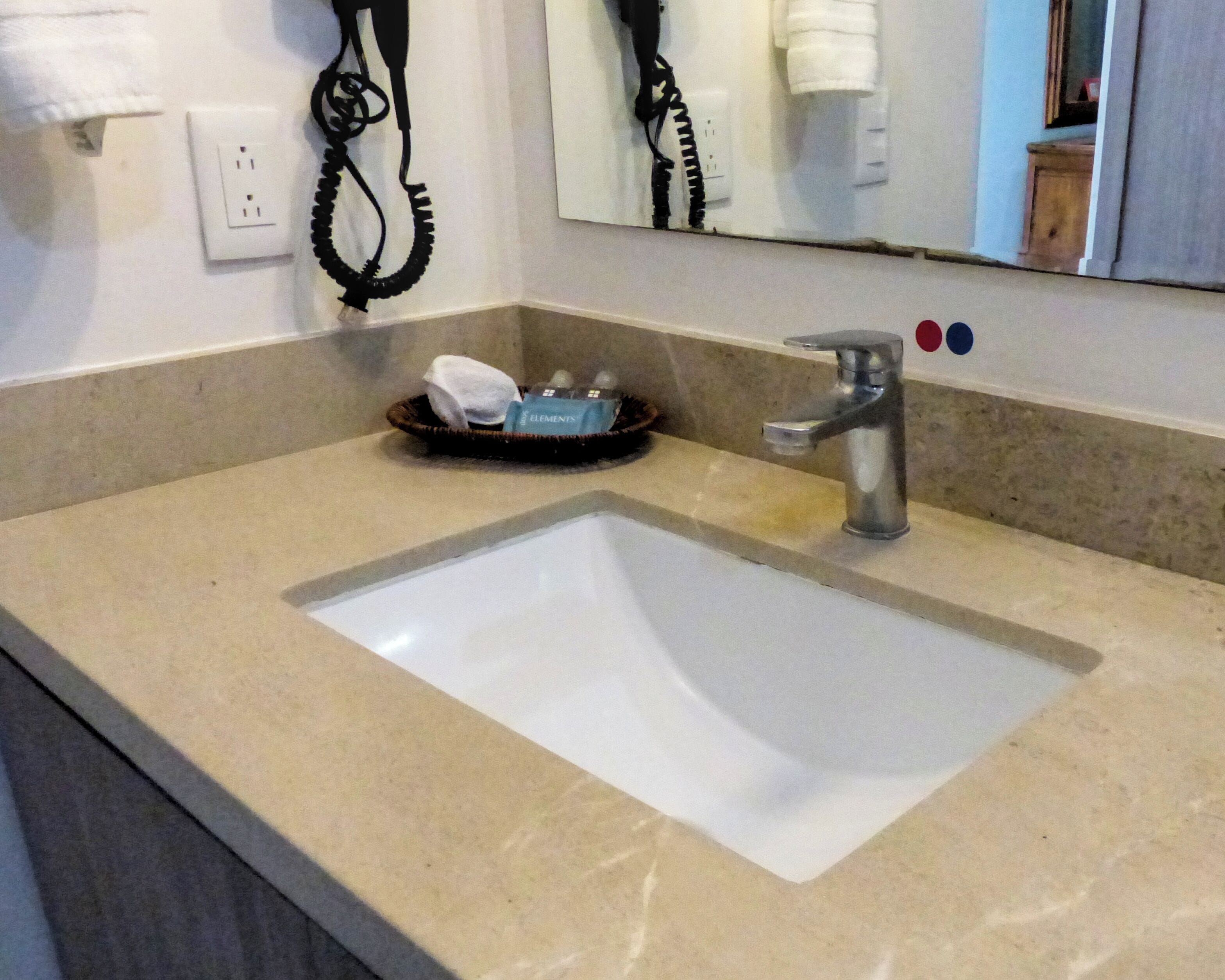 Photo - Hotel Hacienda Bugambilias La Paz