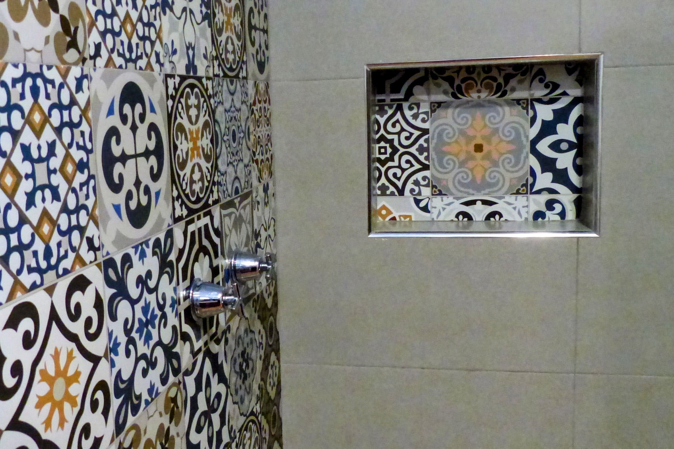 deluxe double room, 2 double beds, city view, tower | bathroom | shower, free toiletries, hair dryer, towels