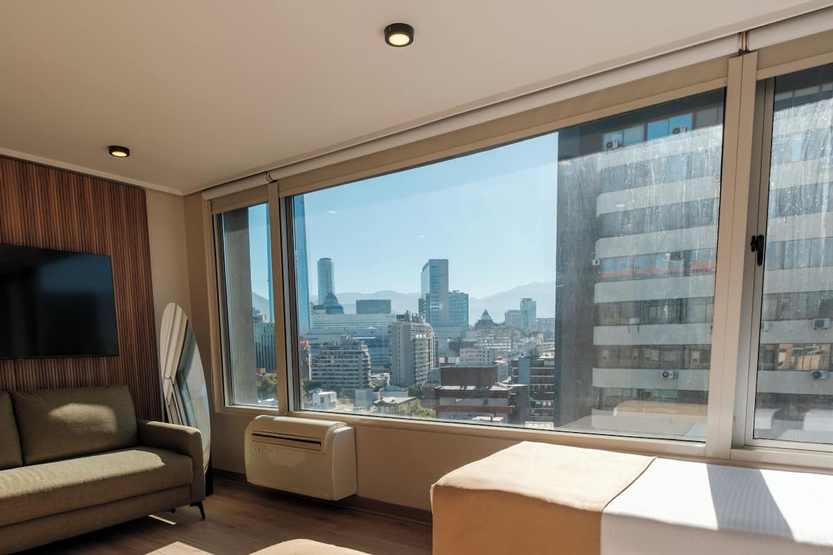 Executive Triple Room, Multiple Beds | Premium bedding, minibar, in-room safe, desk