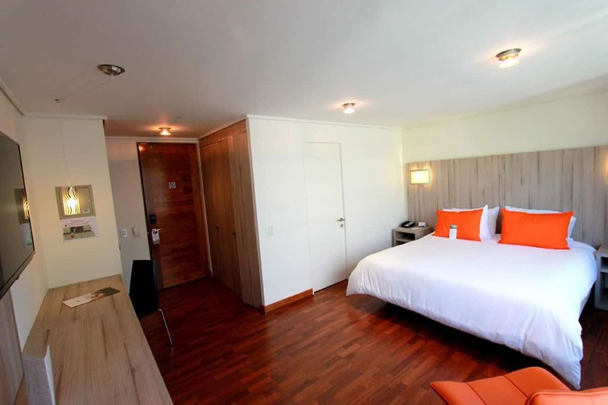 Premium bedding, minibar, in-room safe, desk