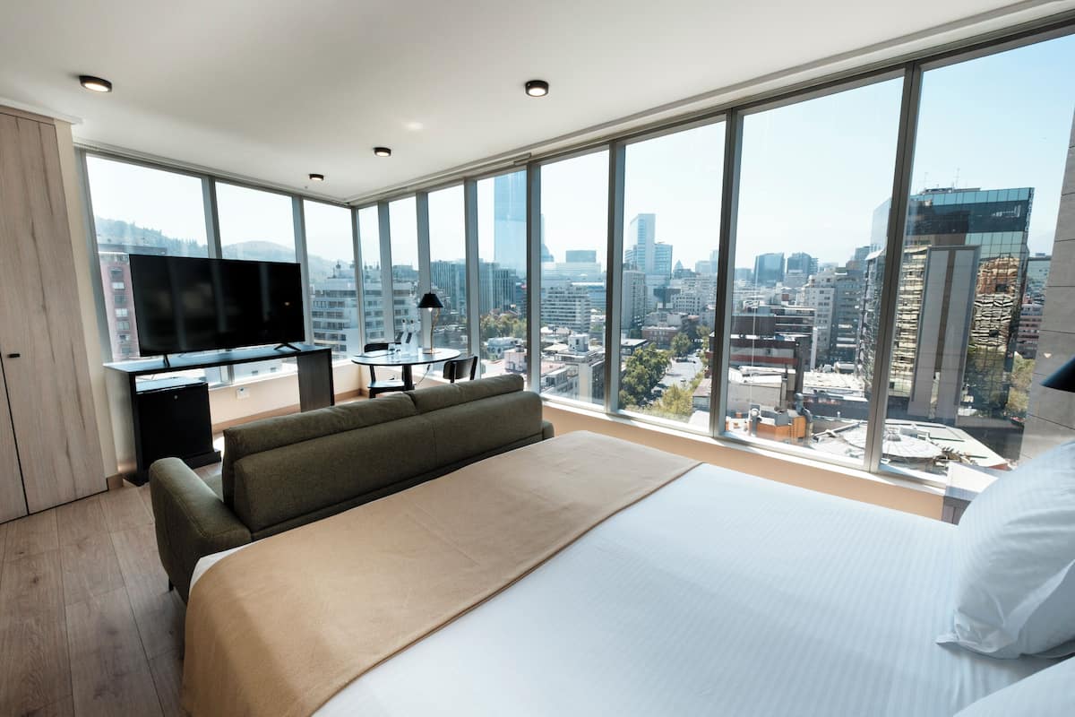 Superior Room | Premium bedding, minibar, in-room safe, desk