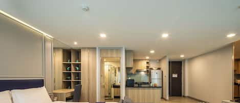 Premium Studio (Newly Renovated) | Bộ đồ giường kháng dị ứng, minibar, két bảo mật tại phòng, bàn
