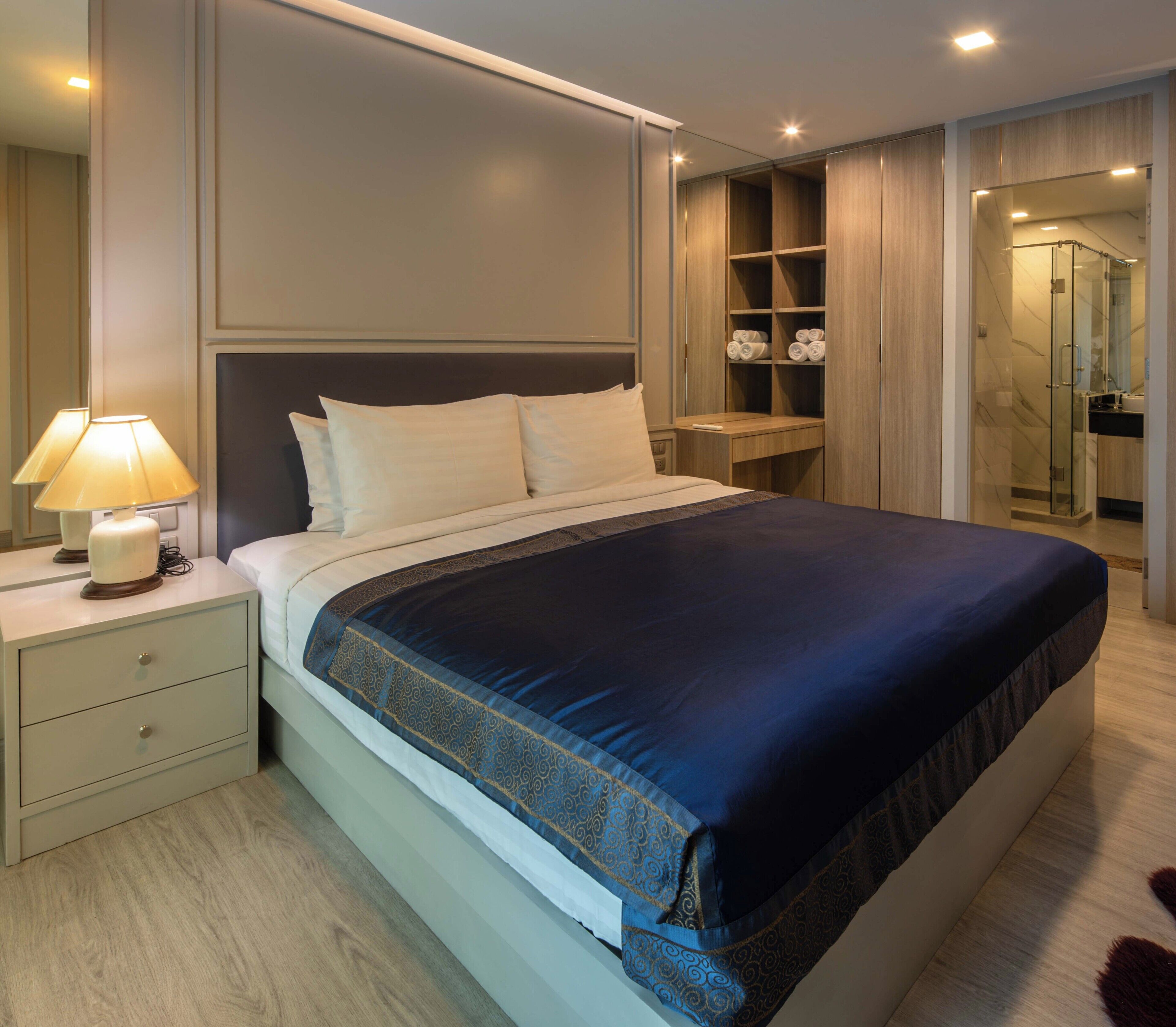Premium One Bedroom Suite (Newly Renovated)