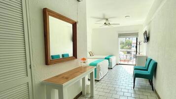 Standard with 2 Double Beds | Free WiFi, bed sheets