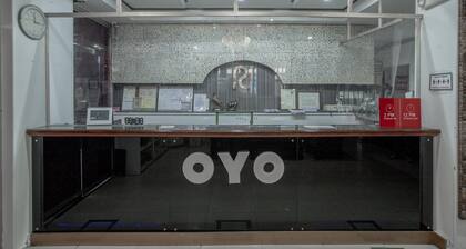 OYO 700 Pj Inn Hotel