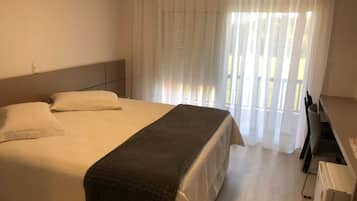 Superior Double Room | Free WiFi, bed sheets