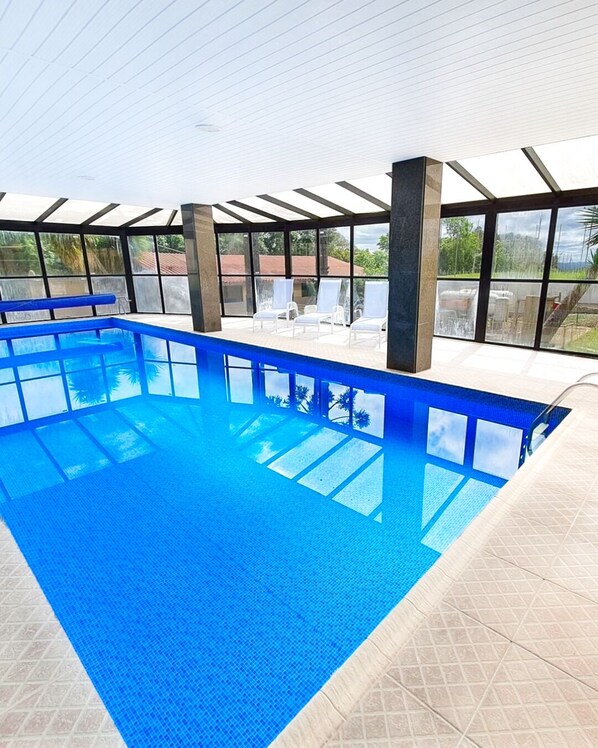 Rooftop pool - Letto Hotel Flores da Cunha (Flores da Cunha)