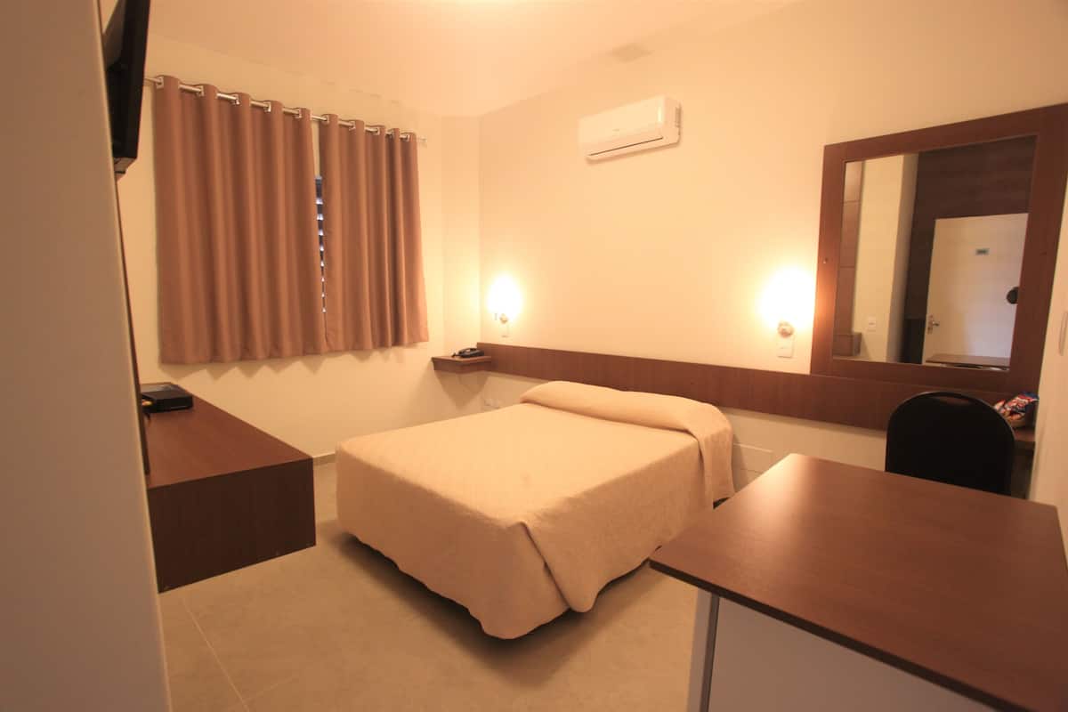 1 bedroom, minibar, individually furnished, desk