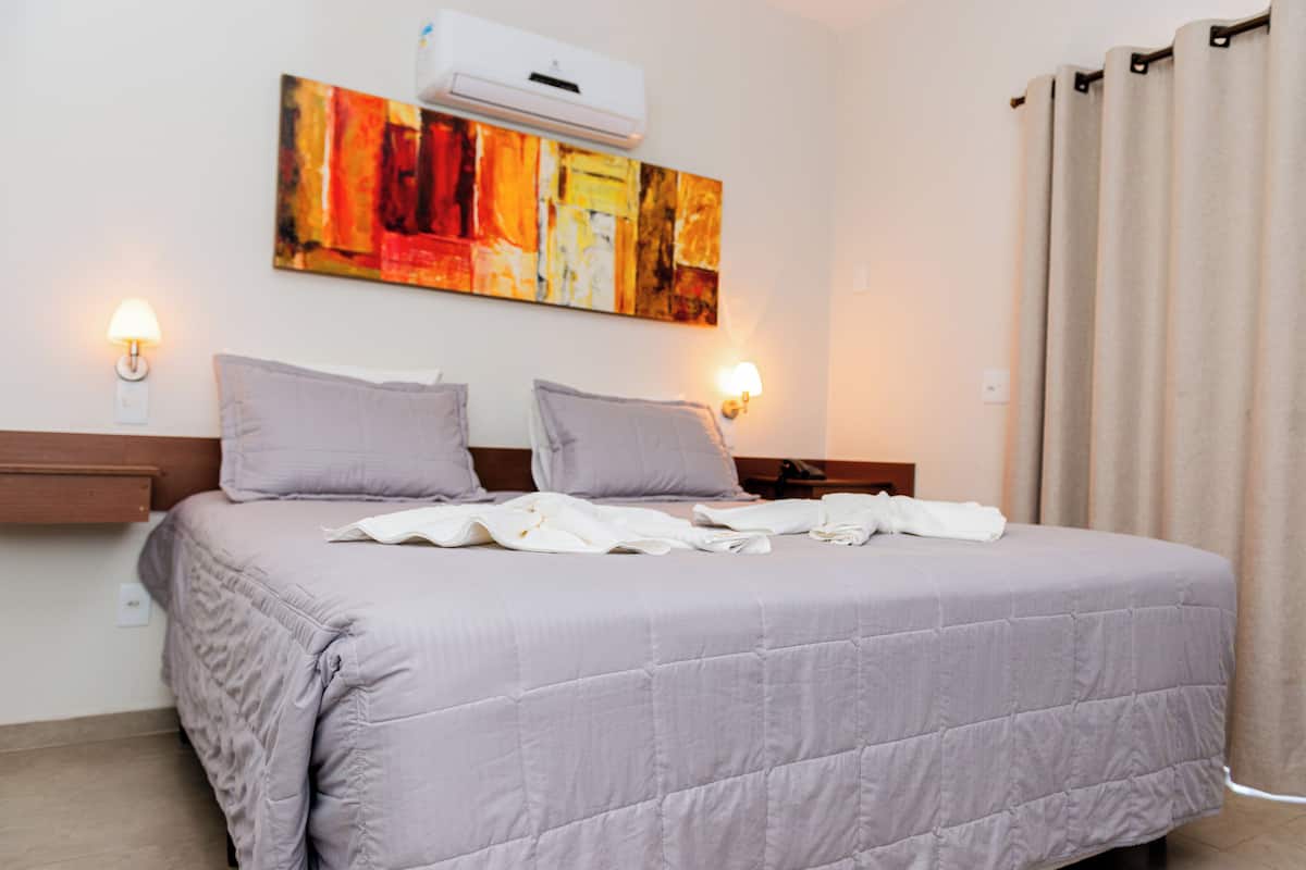 Phòng đơn, 1 giường cỡ king | 1 phòng ngủ, minibar, trang bị nội thất với thiết kế riêng biệt, bàn