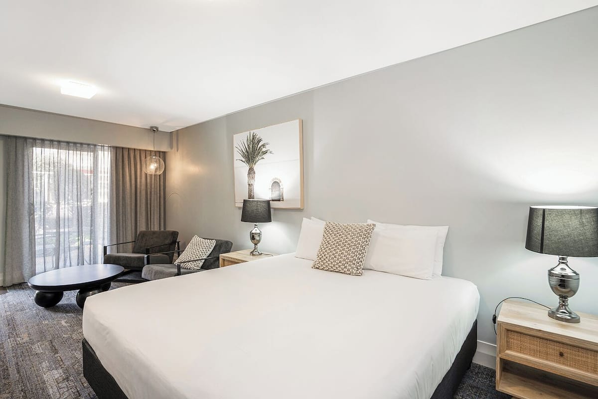 Deluxe kamer (King) | 1 slaapkamer, luxe beddengoed, pillowtop-bedden, individueel gedecoreerd