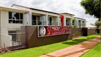 Bagian depan properti
