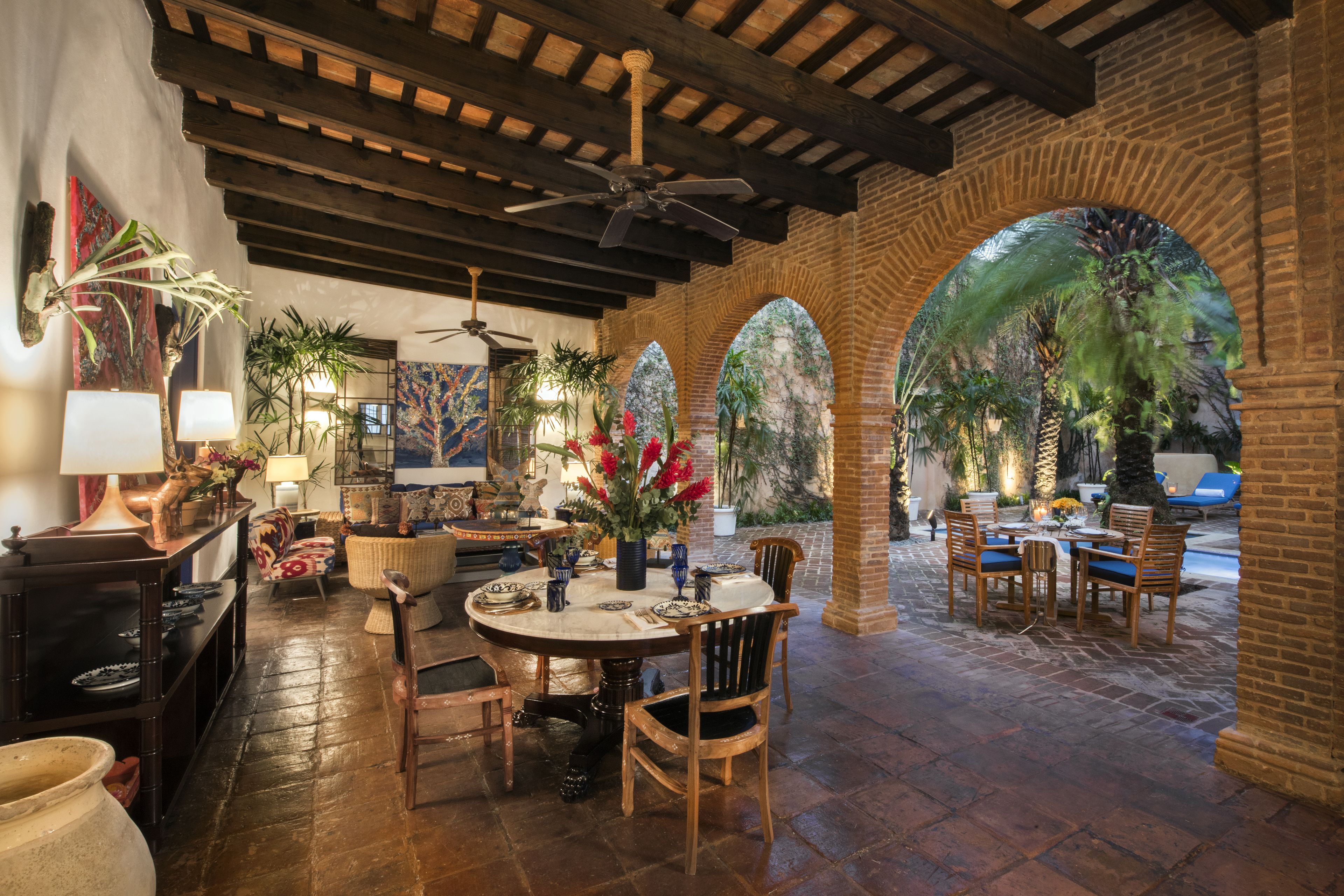 Casa de lujo, vista a la alberca | Exterior