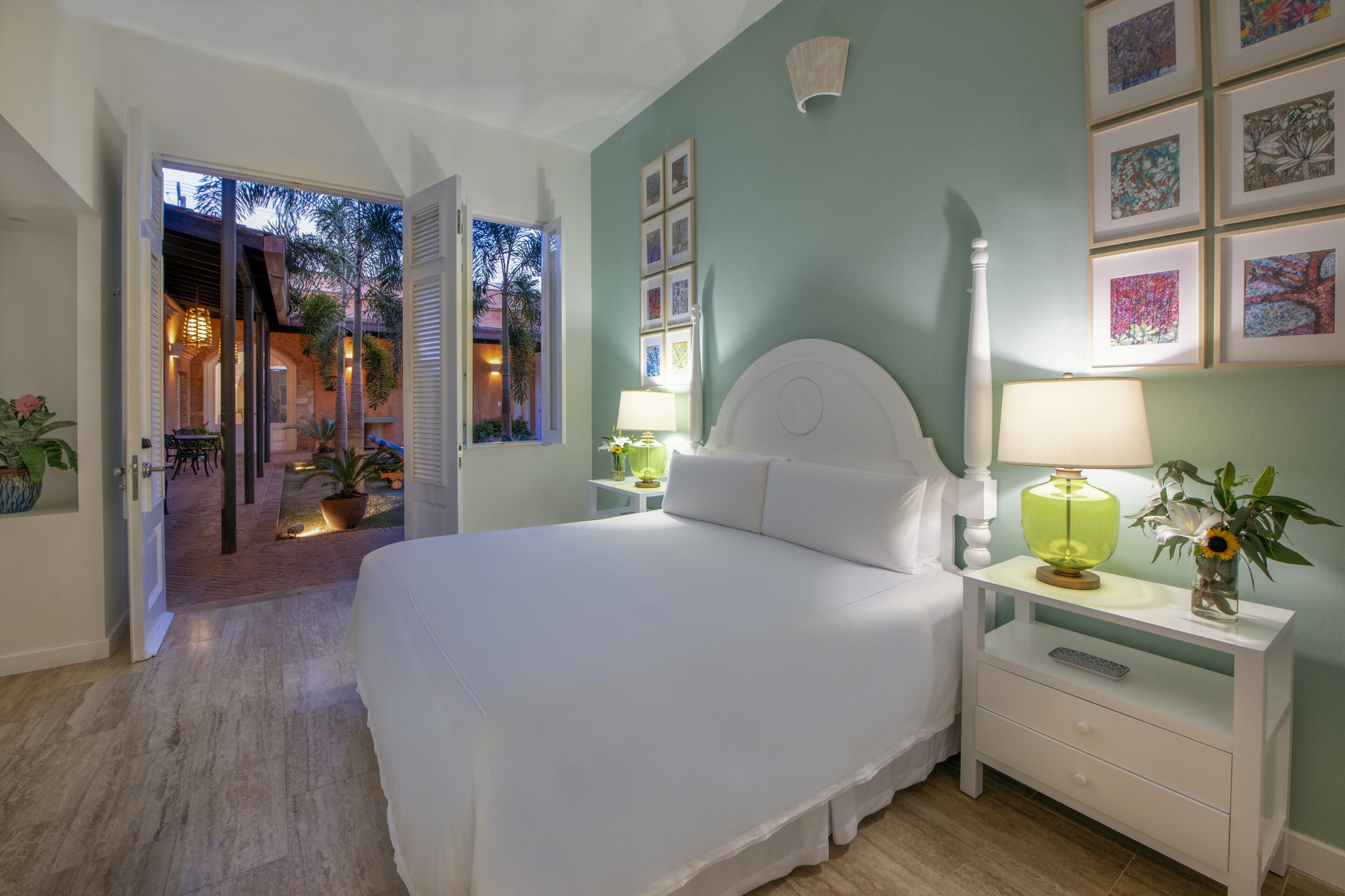 Luxury Superior Room | Egyptian cotton sheets, premium bedding, in-room safe, free WiFi