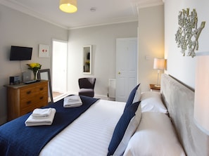 Villa, salle de bain attenante, vue sur la ville (Arthouse) | 2 chambres