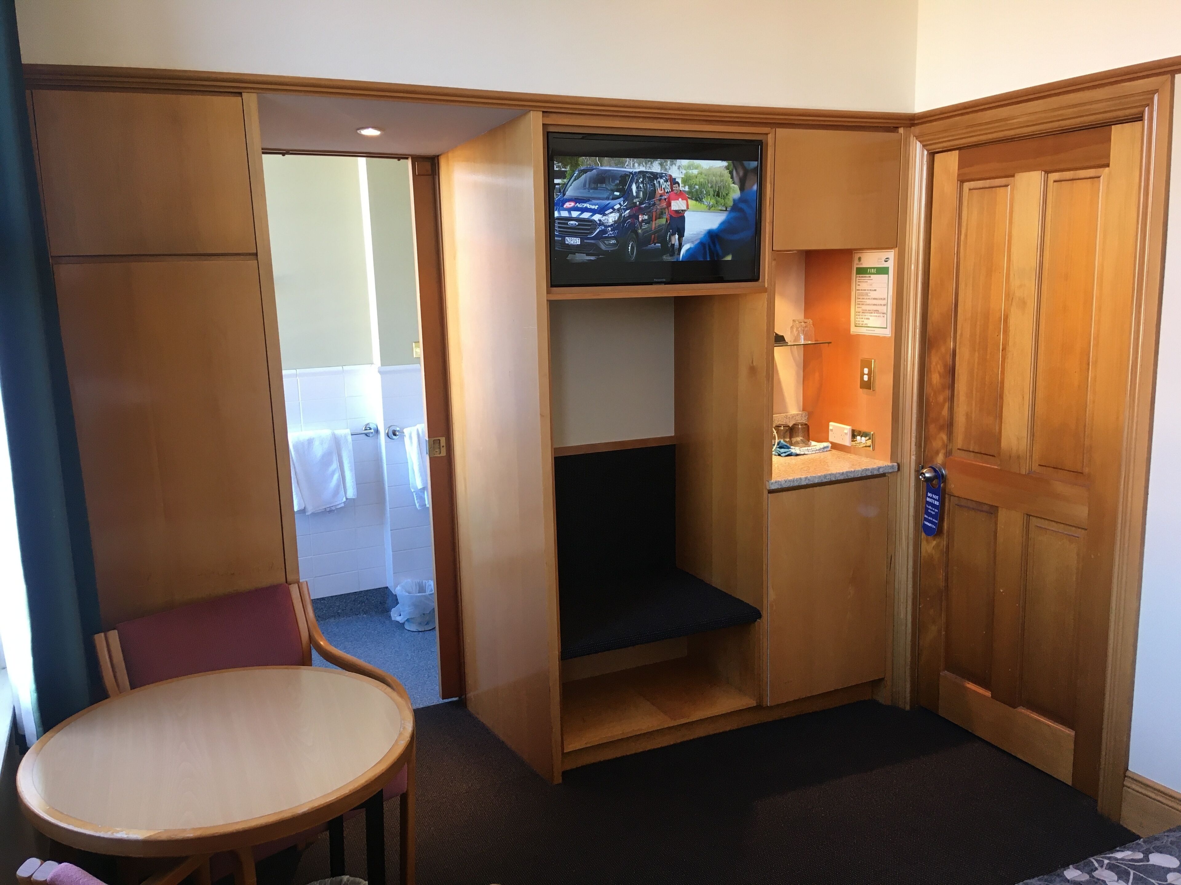 واي فاي مجانًا وملاءات أسرّة وتسهيلات لدخول الكراسي المتحركة