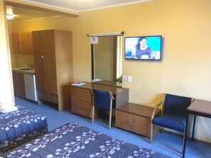 Standard Room - Sleeps 4