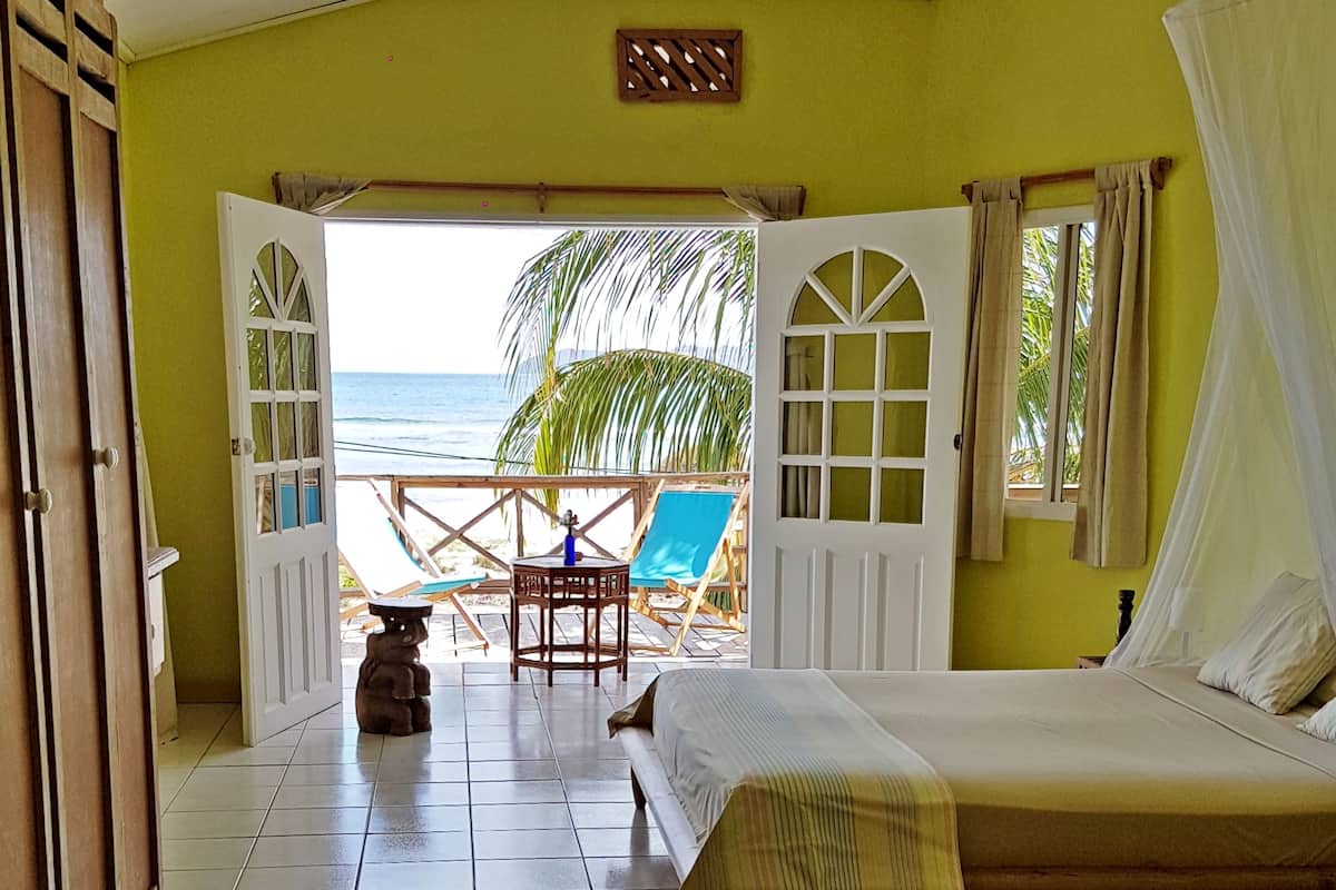 Room, 1 Double Bed, Balcony, Sea View (No Air Conditioning) | Iron/ironing board (on request), WiFi (free), bed sheets