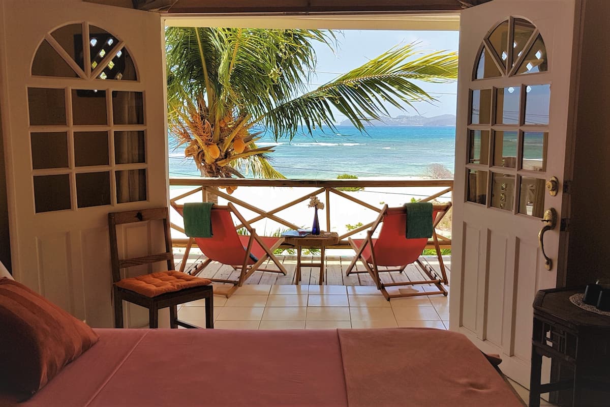 Room, 1 Double Bed, Balcony, Sea View | Iron/ironing board (on request), WiFi (free), bed sheets