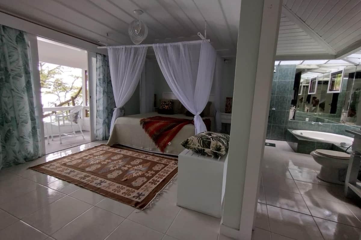 1 Schlafzimmer, Minibar, Zimmersafe, Schreibtisch