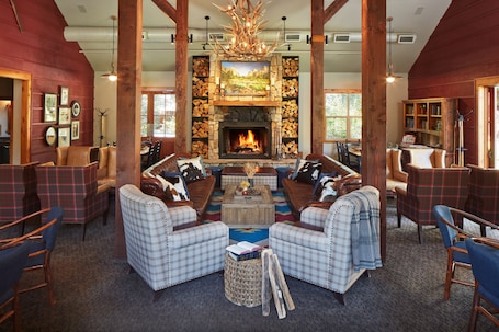 Interior. Evergreen Lodge Yosemite