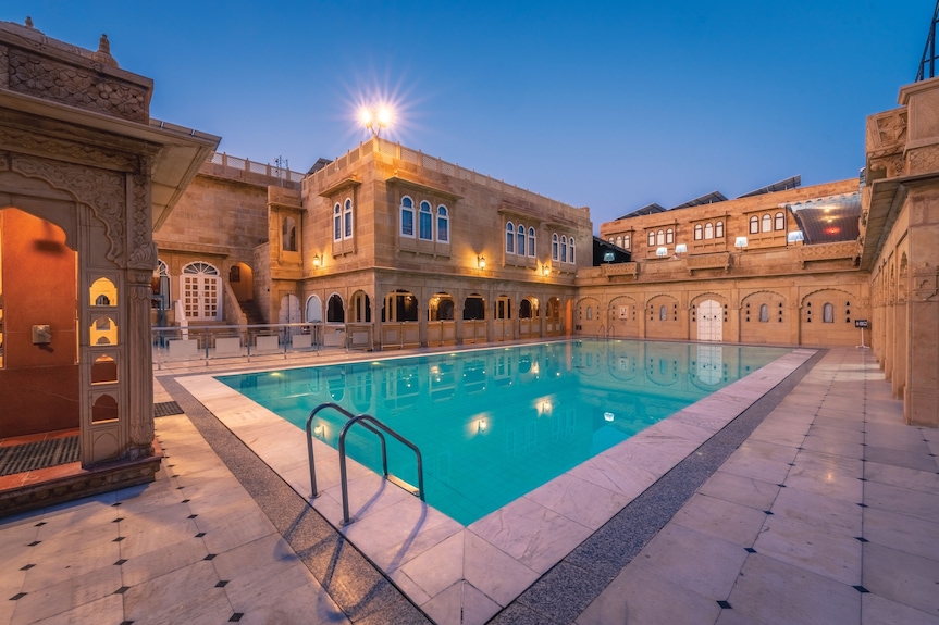 Hotel Rang Mahal Jaisalmer: A Majestic Desert Retreat Hotel Rang Mahal Jaisalmer: A Majestic Desert Retreat