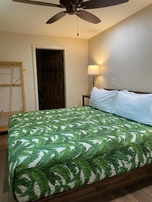 Free WiFi, bed sheets