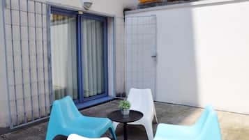 Family Studio, 2 Bedrooms, Kitchenette | Terrace/patio