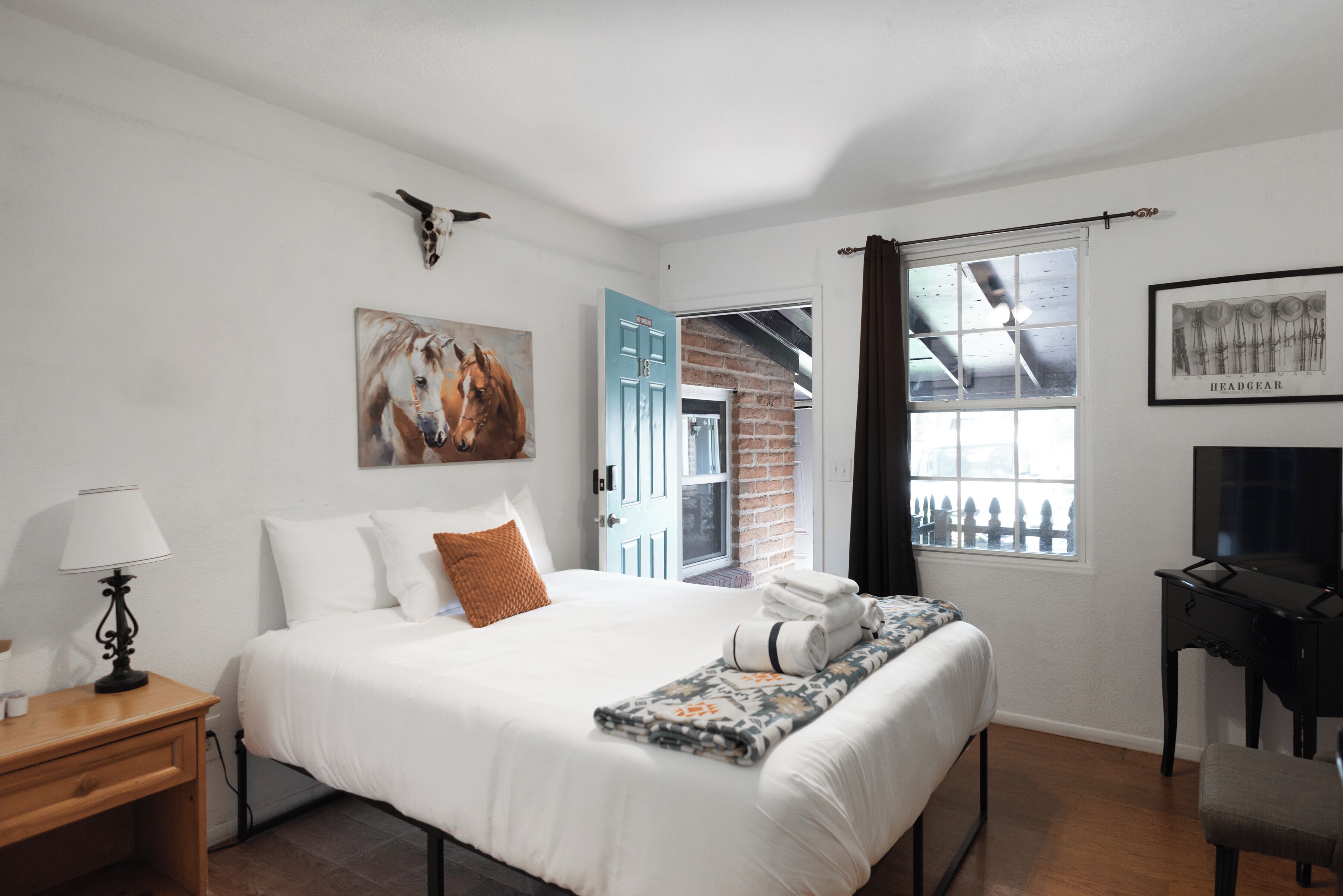 Habitación individual Prestigio | Ropa de cama de alta calidad y camas con efecto memoria 