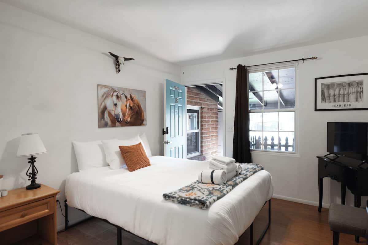 Premium bedding, memory-foam beds, individually decorated, bed sheets