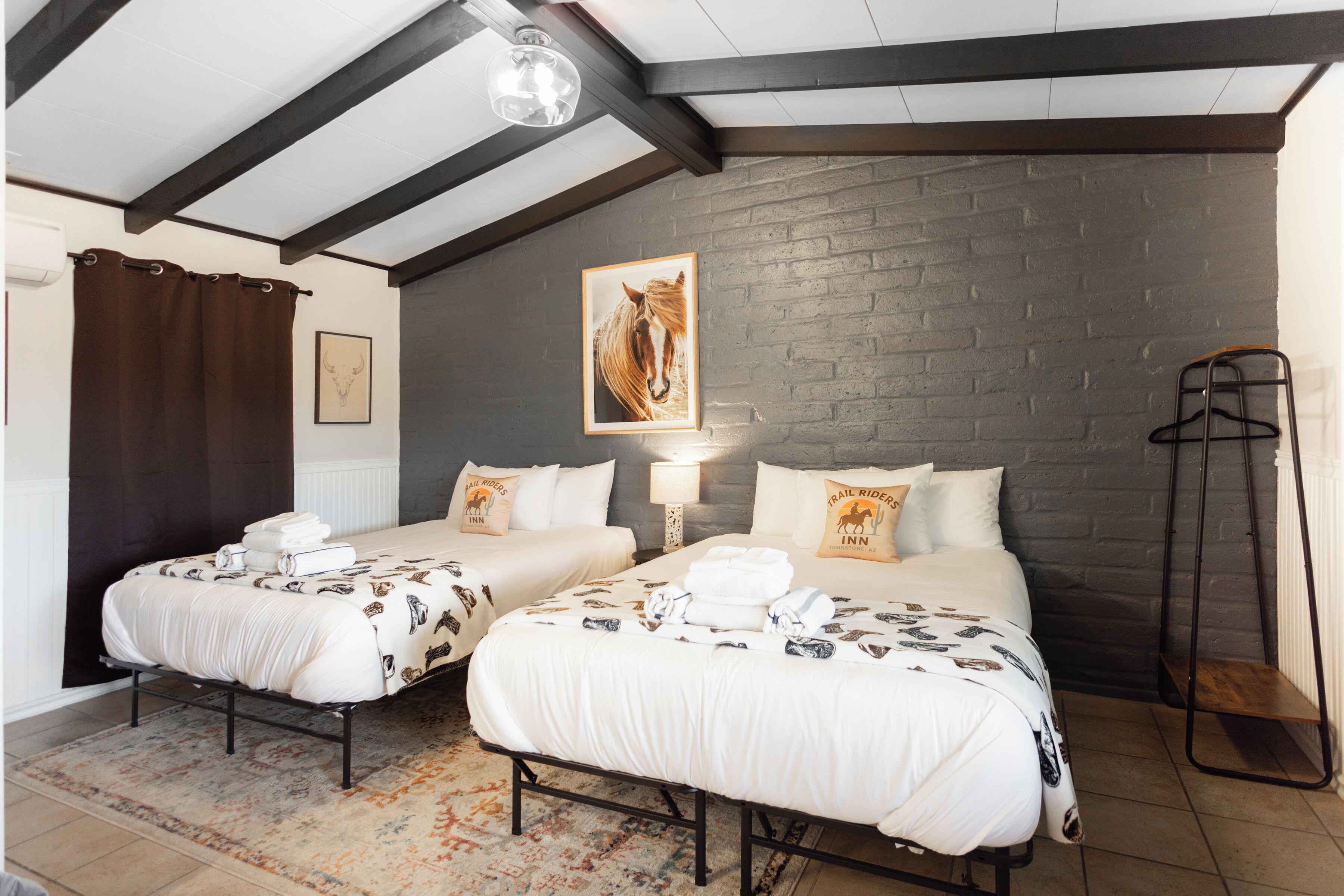 Habitación doble Premium | Ropa de cama de alta calidad y camas con efecto memoria 