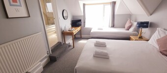 Sunrise Hotel