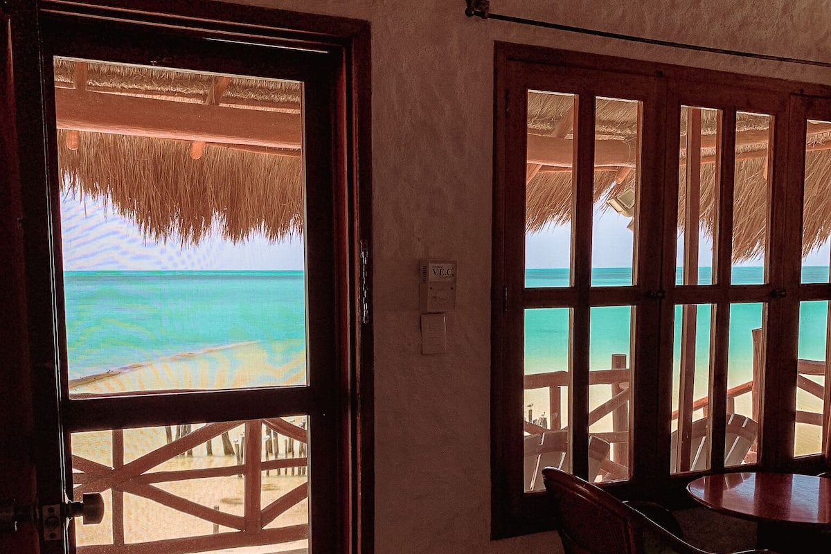 Queen Room, Beachfront | 1 bedroom, in-room safe