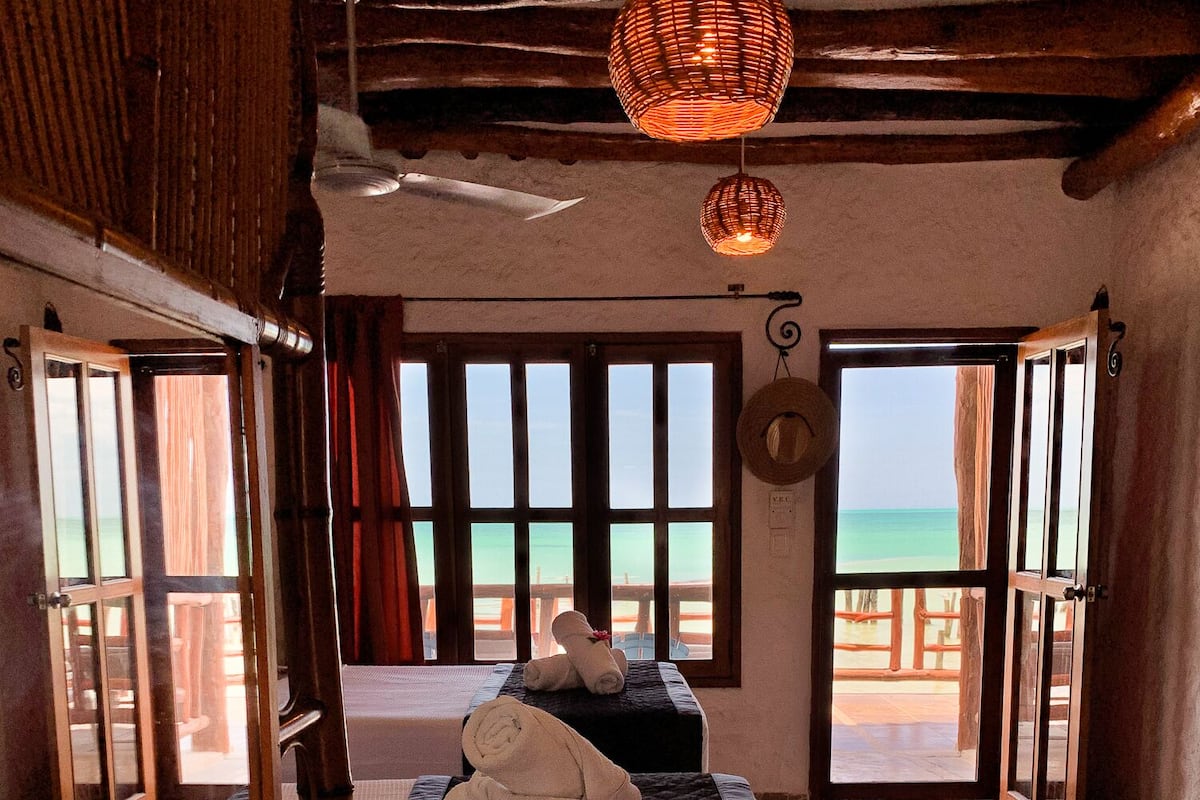 Superior Quadruple Room, Beachfront