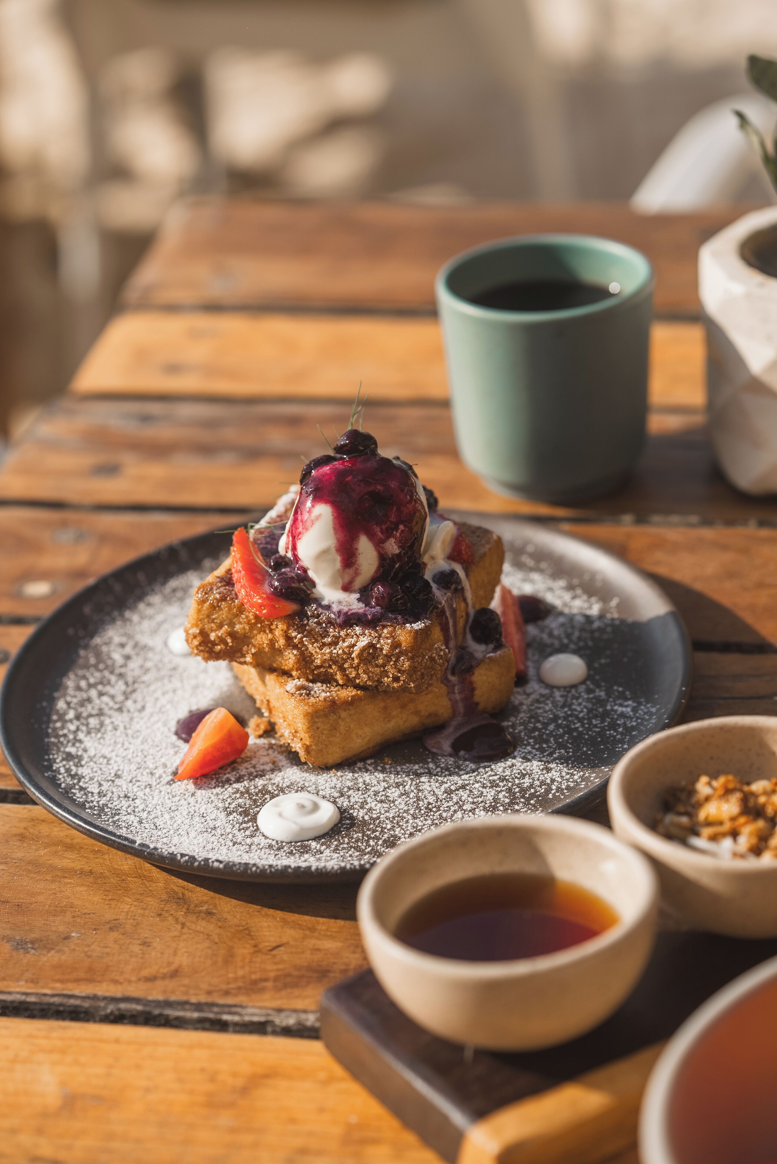 daily continental breakfast (usd 13 per person)