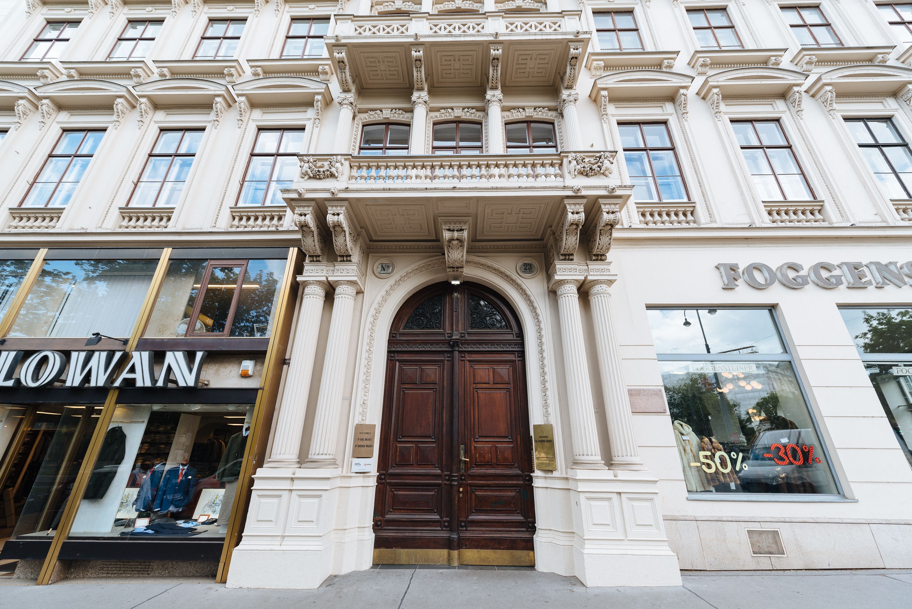 Apartment, 4 Bedrooms, 2 Bathrooms, City View (Mozartblick I - Opernring 23) | Premium bedding, desk, iron/ironing board, travel cot