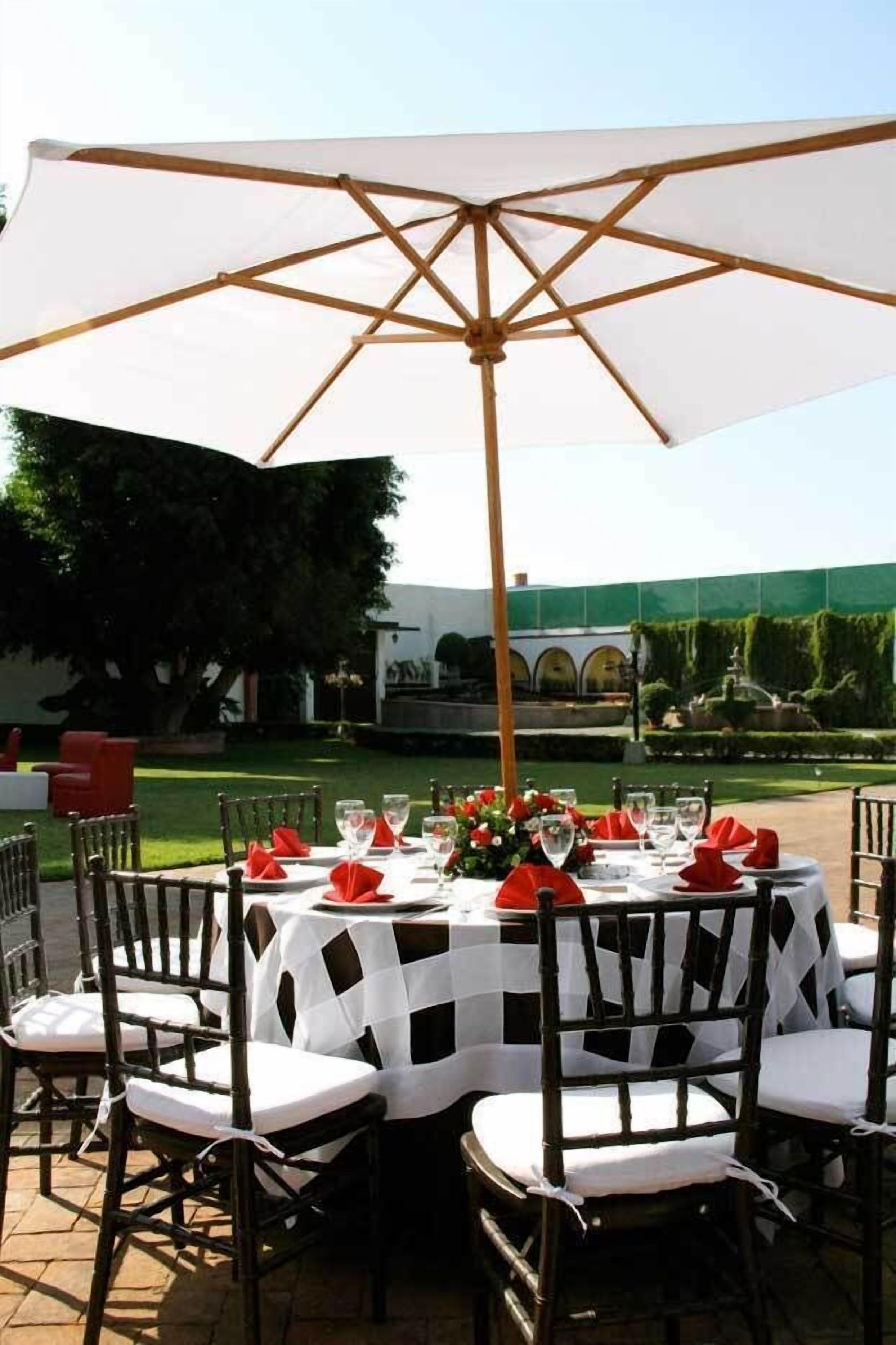outdoor banquet area