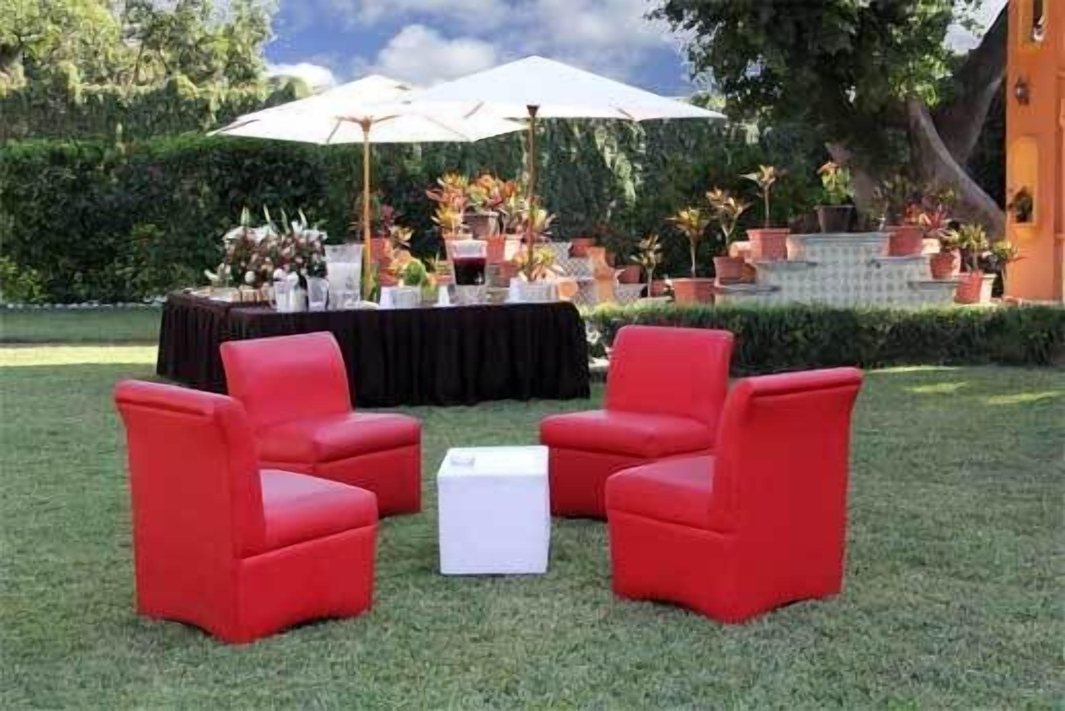 outdoor banquet area