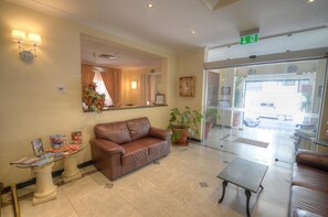 Lobby - Allegro Hotel (St. Julian's)