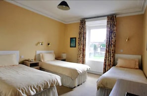 Triple Room | Individually decorated, free cots/infant beds, free WiFi