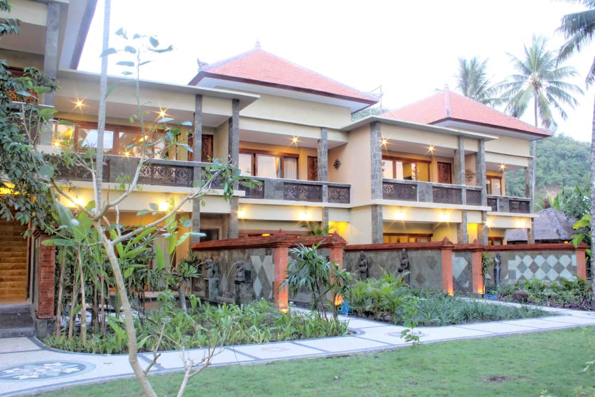 2 bedrooms, Egyptian cotton sheets, premium bedding, minibar